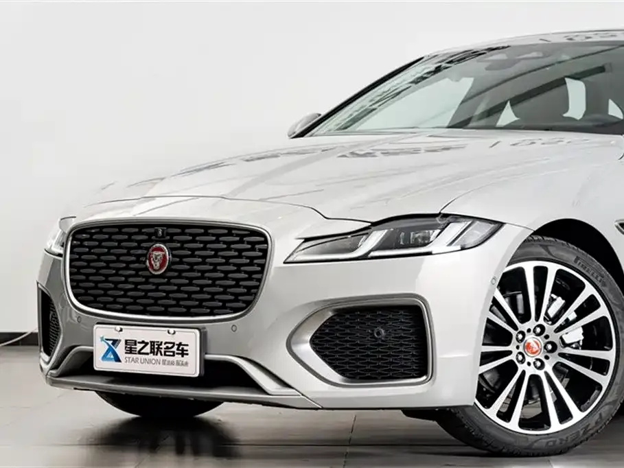 Jaguar XFL — фото 8