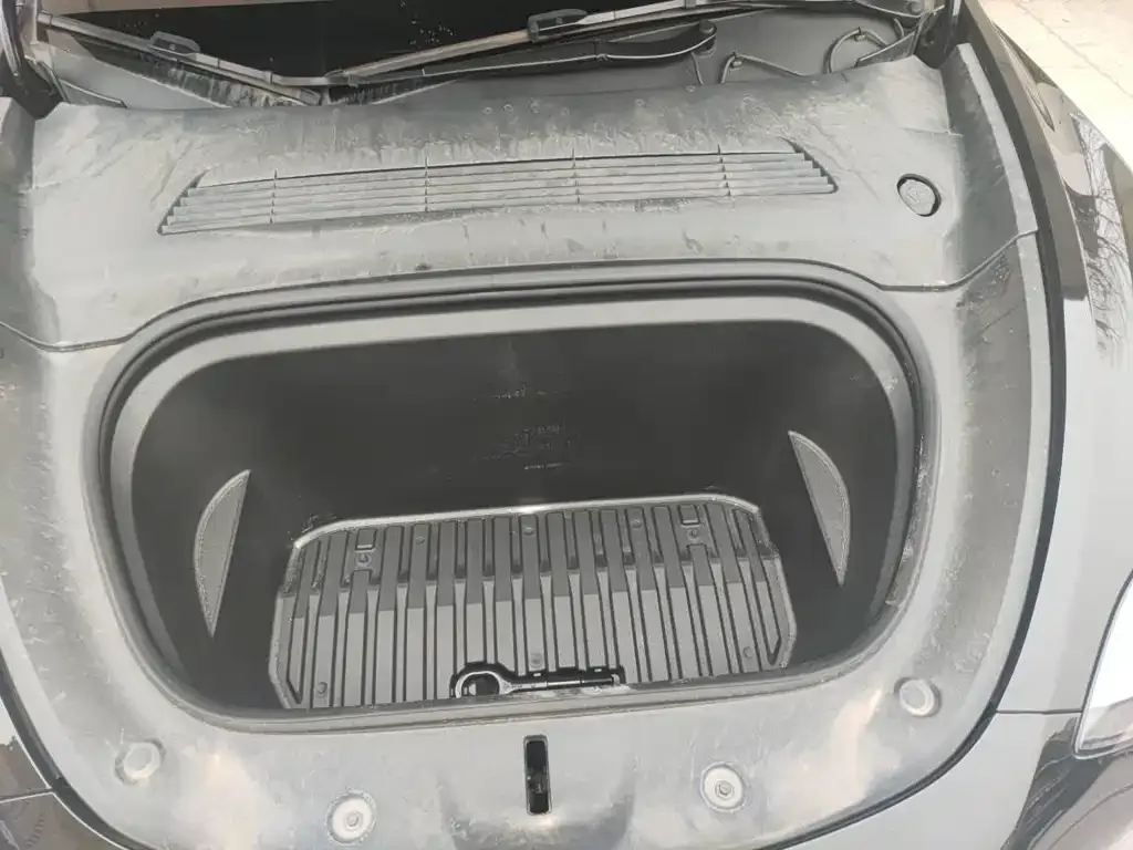 Tesla Model Y 2024 из CN, фото 6