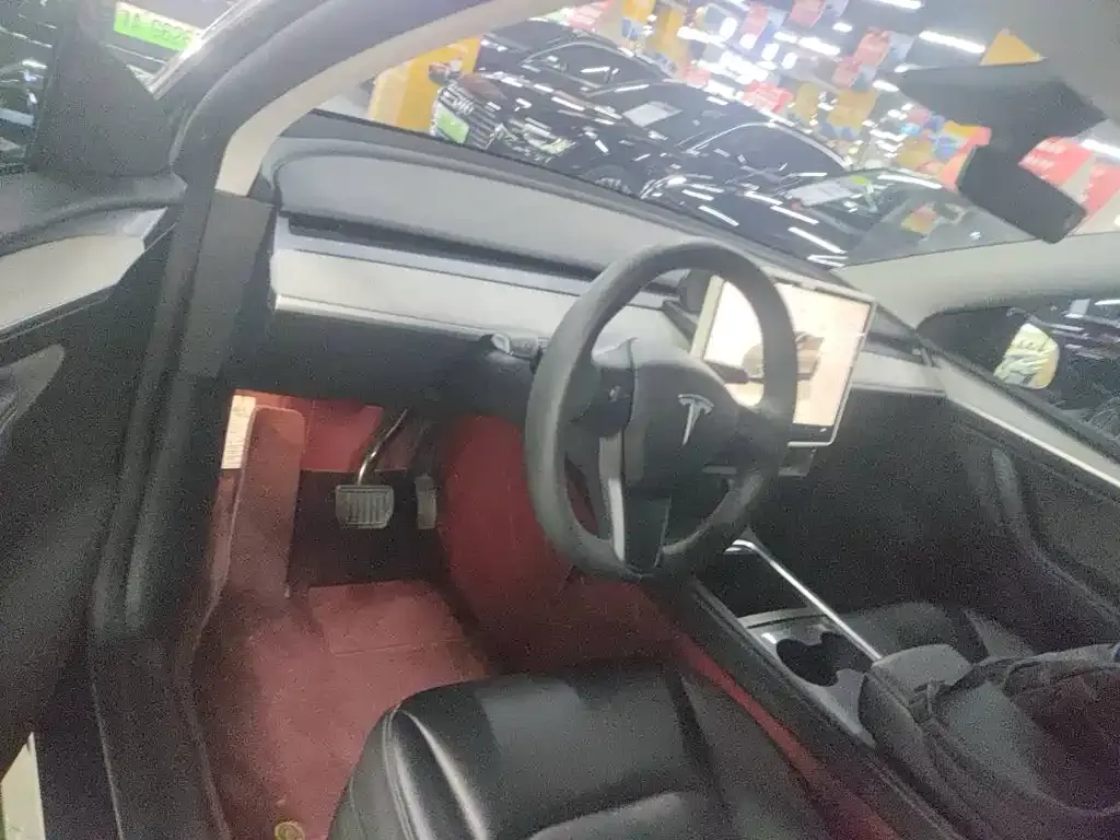 Tesla Model Y 2024 из CN, фото 4