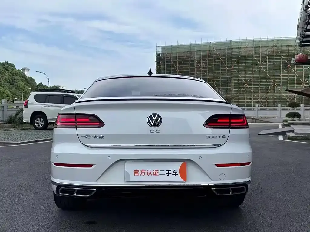 Volkswagen CC — фото 3