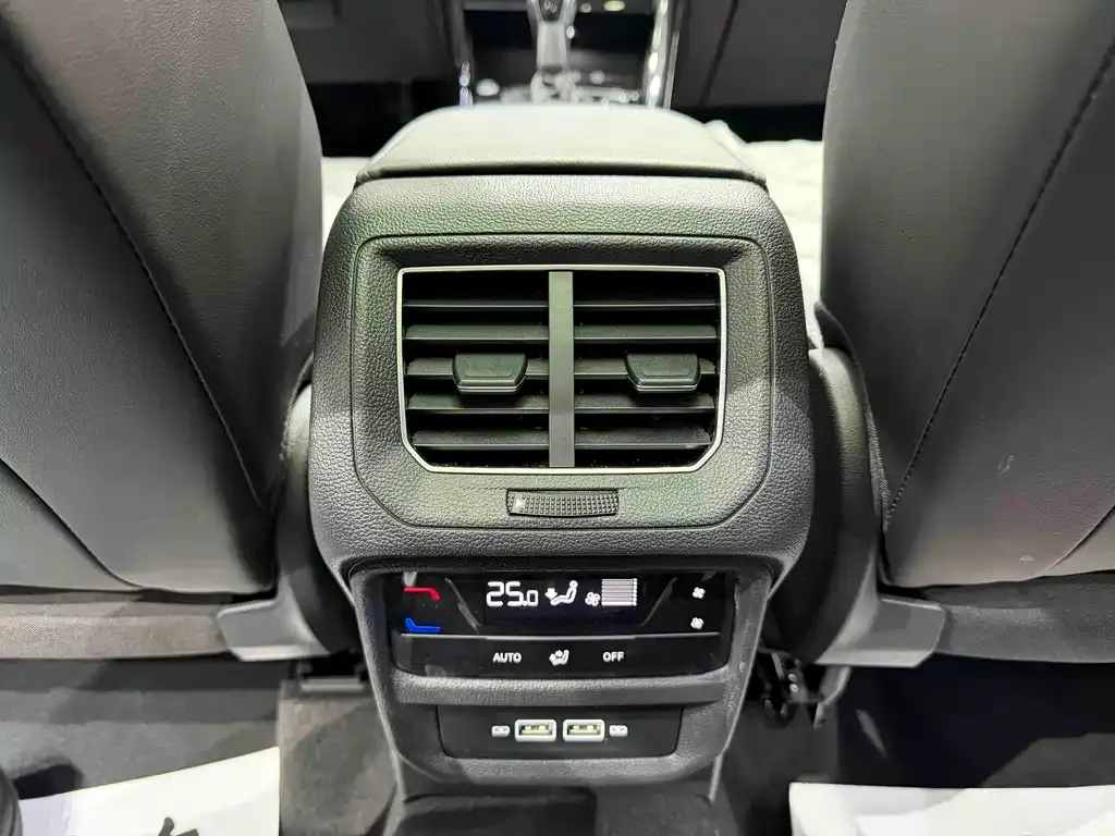 Volkswagen Tayron 2023 из CN, фото 4