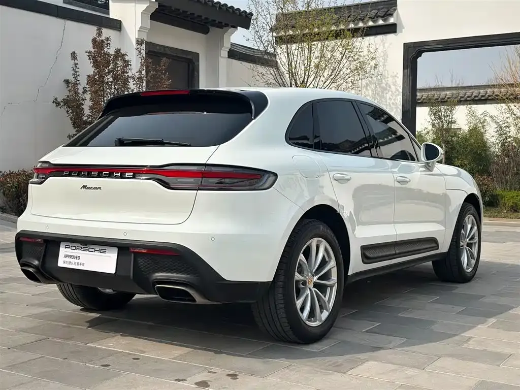 Porsche Macan — фото 9
