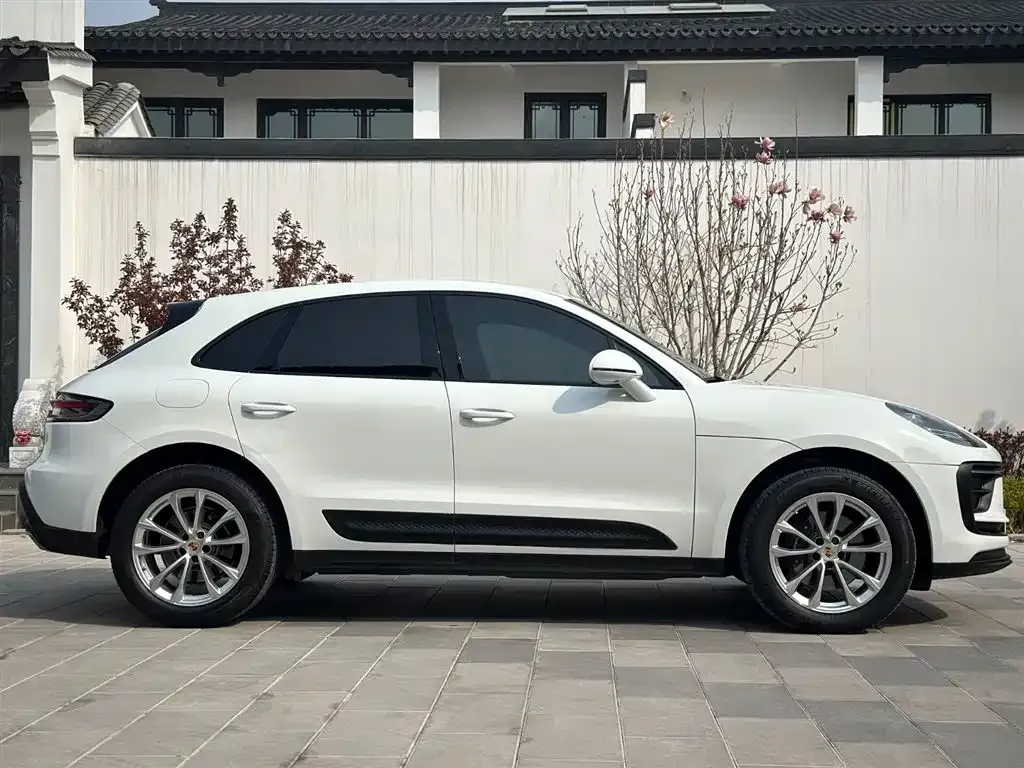 Porsche Macan — фото 7