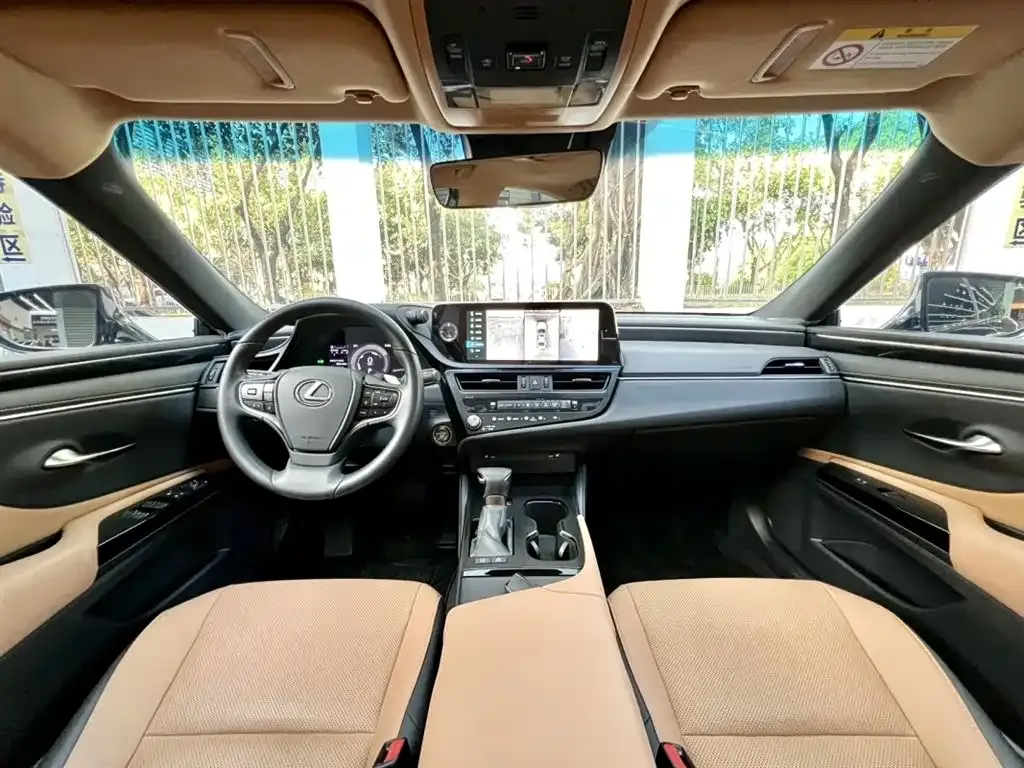 Lexus ES 2024 из CN, фото 2