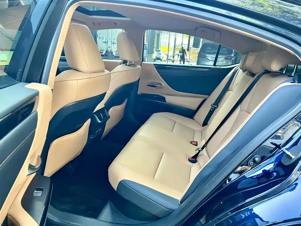 Lexus ES 2024 из CN, фото 5