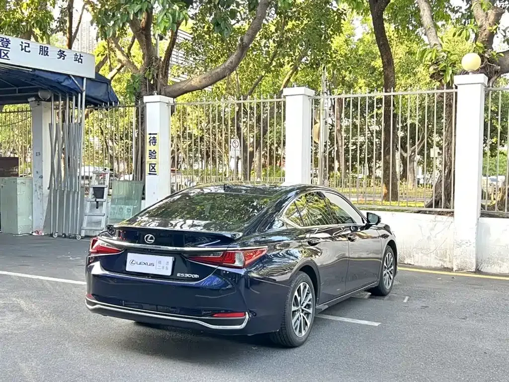 Lexus ES 2024 из CN, фото 7