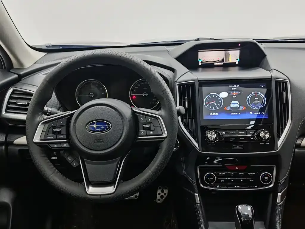 Subaru Forester 2023 из CN, фото 3