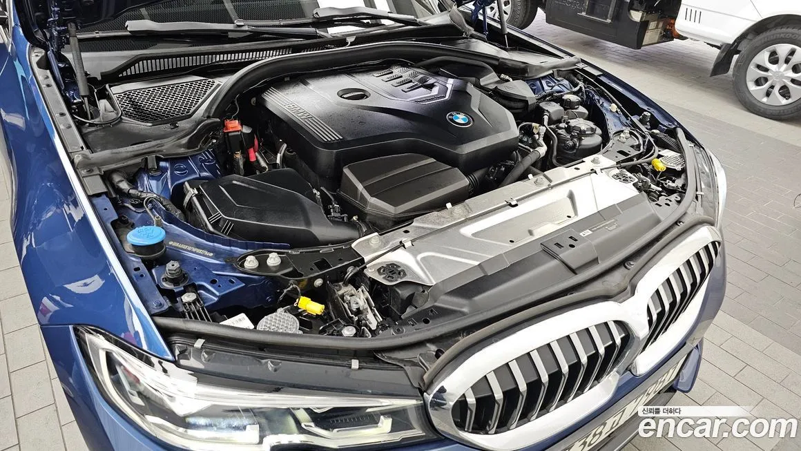 BMW 3-Series 2021 из KR, фото 7