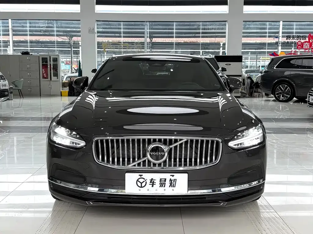 Volvo S90 — фото 3