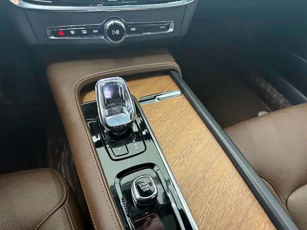 Volvo S90 — фото 6
