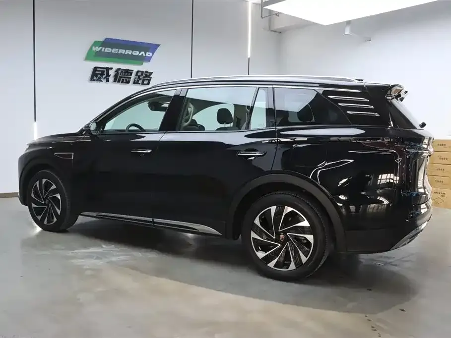 Hongqi HS7 PHEV 2024 из CN, фото 3