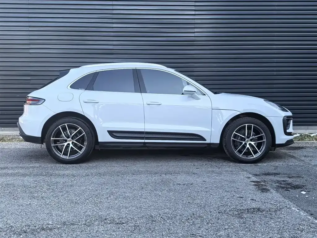 Porsche Macan — фото 7