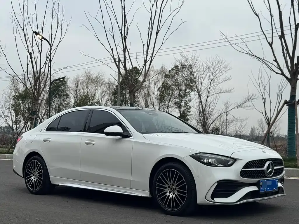 Mercedes-Benz C-Class — фото 10