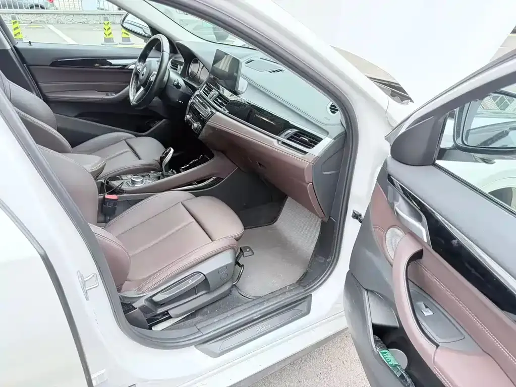 BMW X2 2022 из CN, фото 4