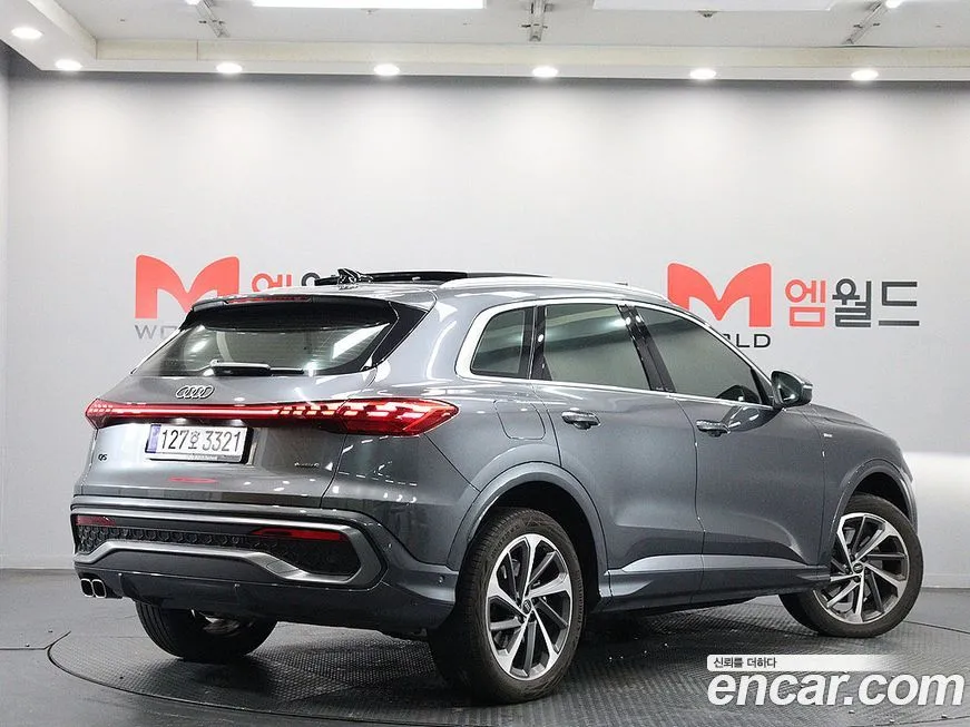 Audi Q5 2025 из KR, фото 2
