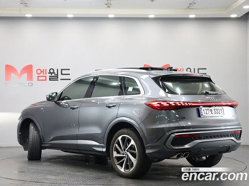Audi Q5 2025 из KR, фото 9