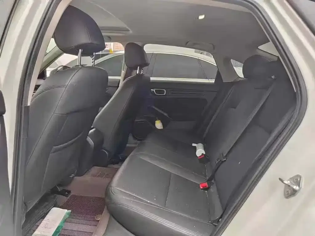 Honda Civic 2023 из CN, фото 2