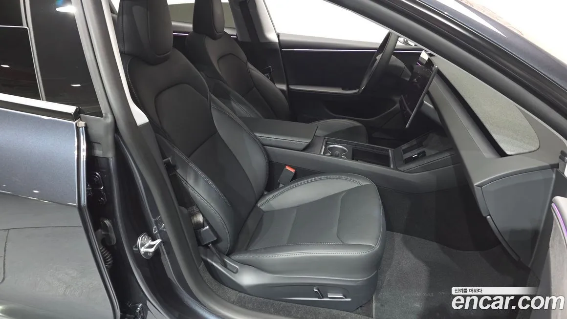 Tesla Model 3 2025 из KR, фото 6