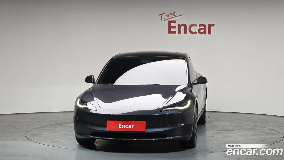Tesla Model 3 2025 из KR, фото 2