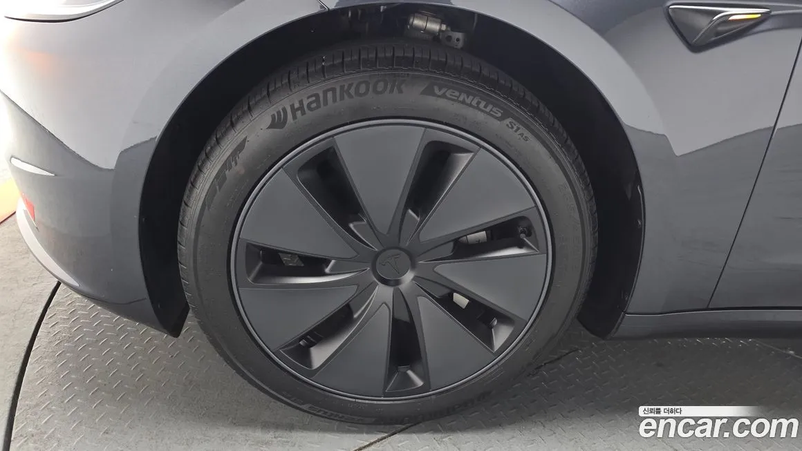 Tesla Model 3 2025 из KR, фото 10
