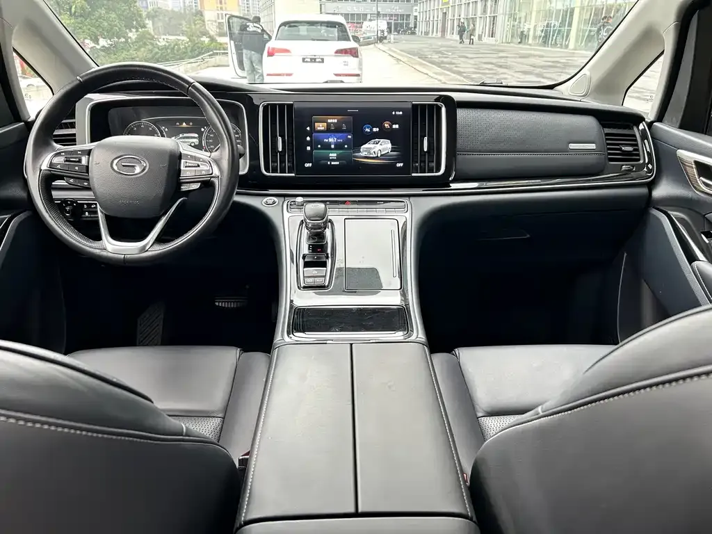 GAC Motor Trumpchi M8 — фото 7