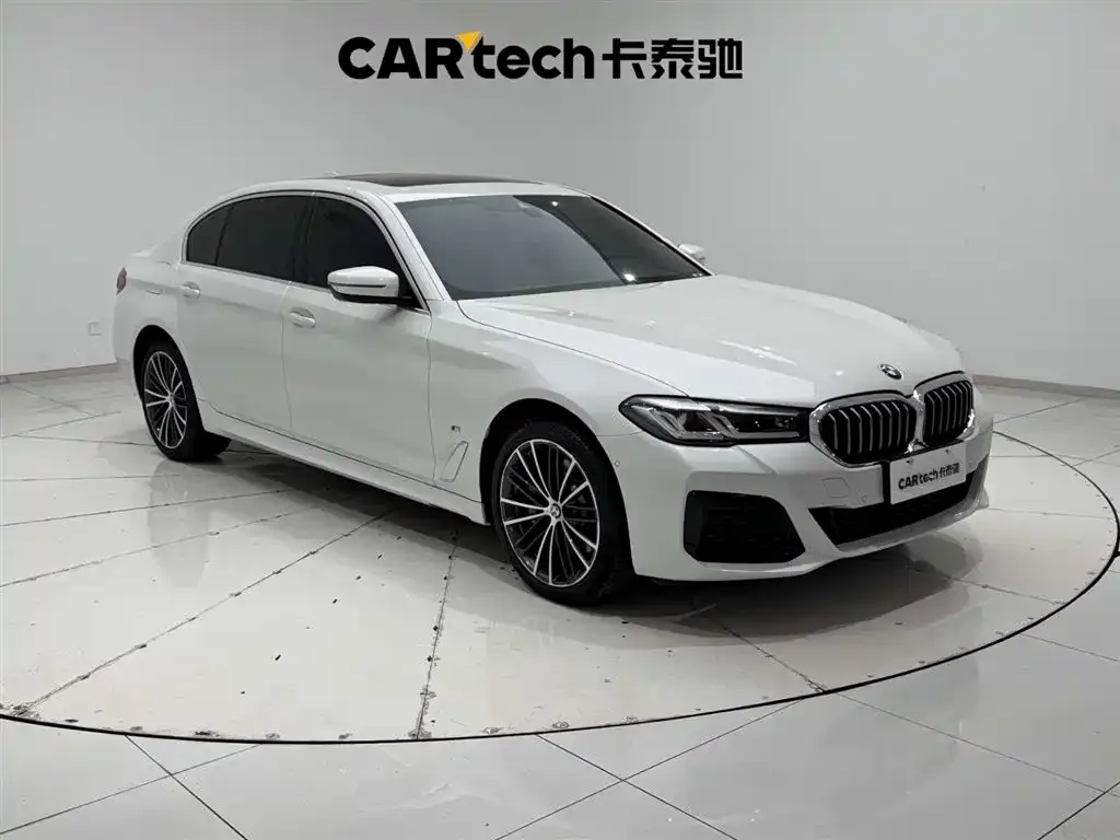 BMW 5 Series — фото 4