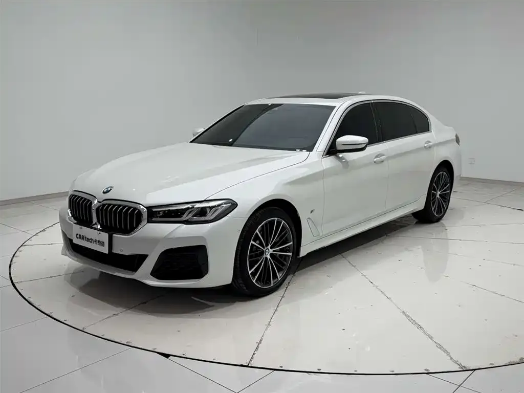 BMW 5 Series — фото 5