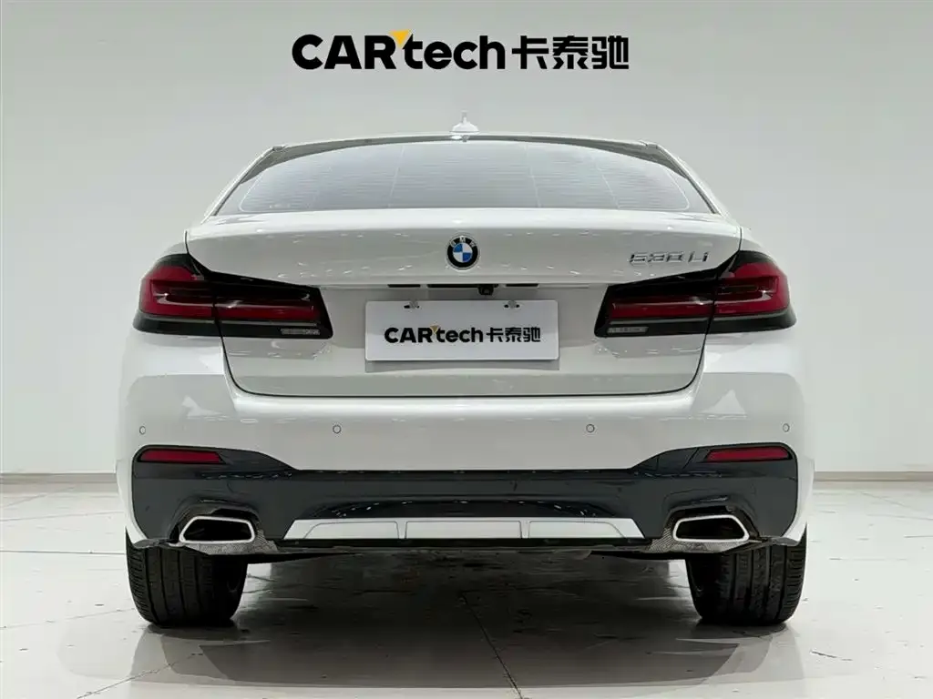 BMW 5 Series — фото 10