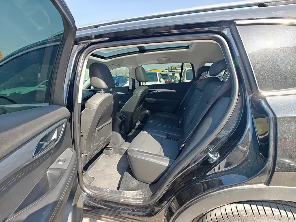 Buick Envision Plus — фото 8