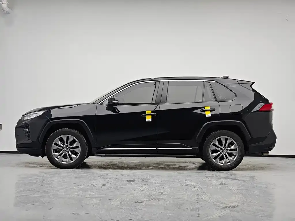 Toyota Wildlander 2021 из CN, фото 10