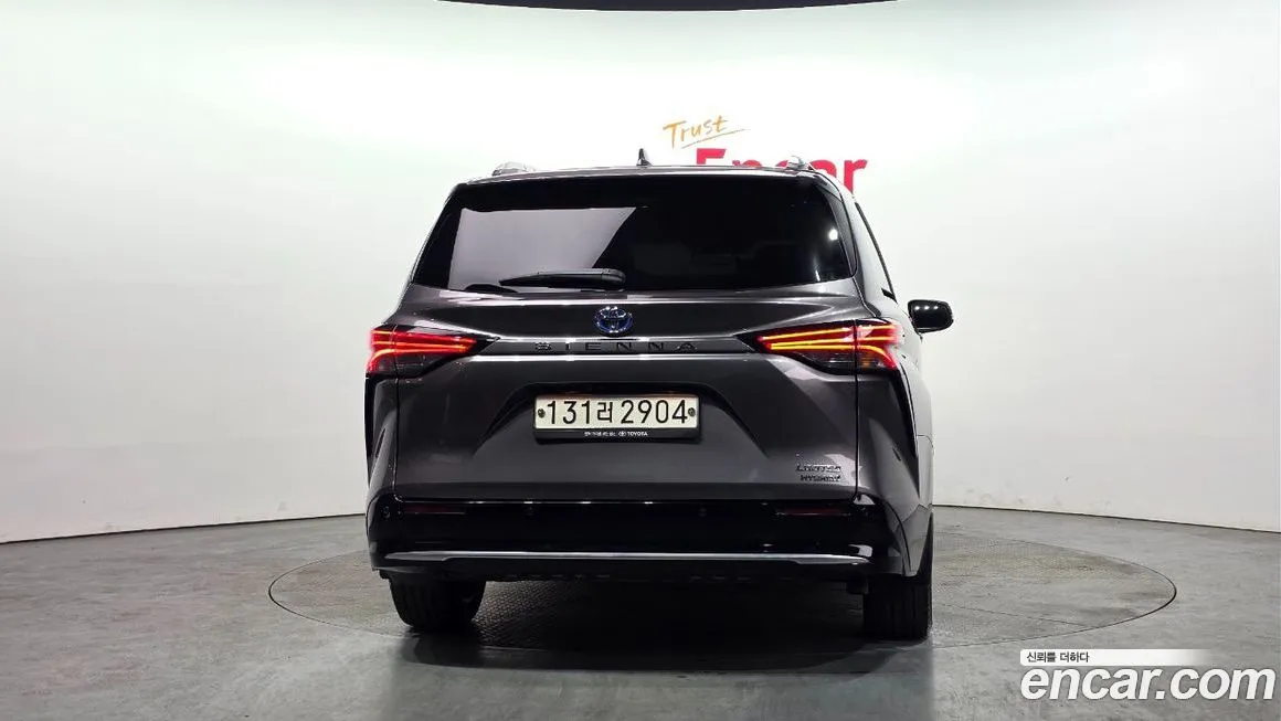 Toyota Sienna 2022 из KR, фото 3