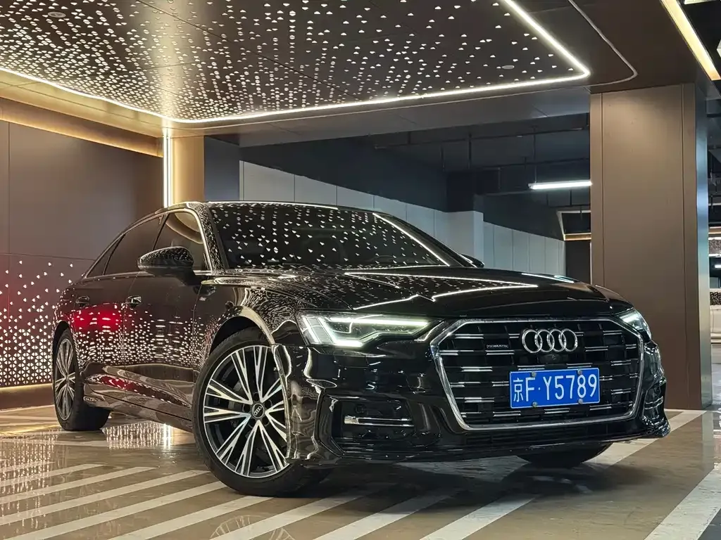 Audi A6L — фото 7