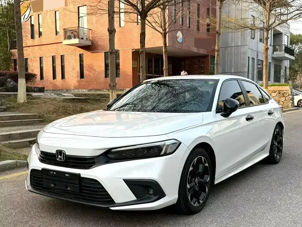 Honda Civic — фото 1