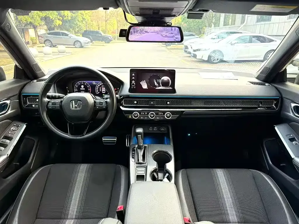 Honda Civic — фото 2