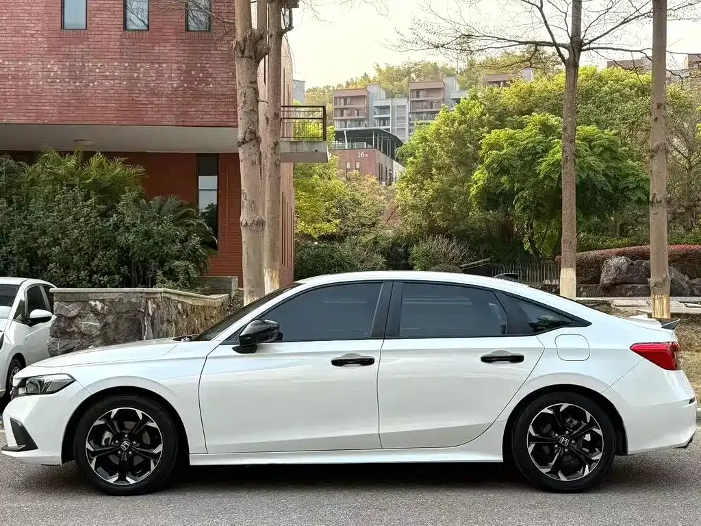 Honda Civic — фото 9
