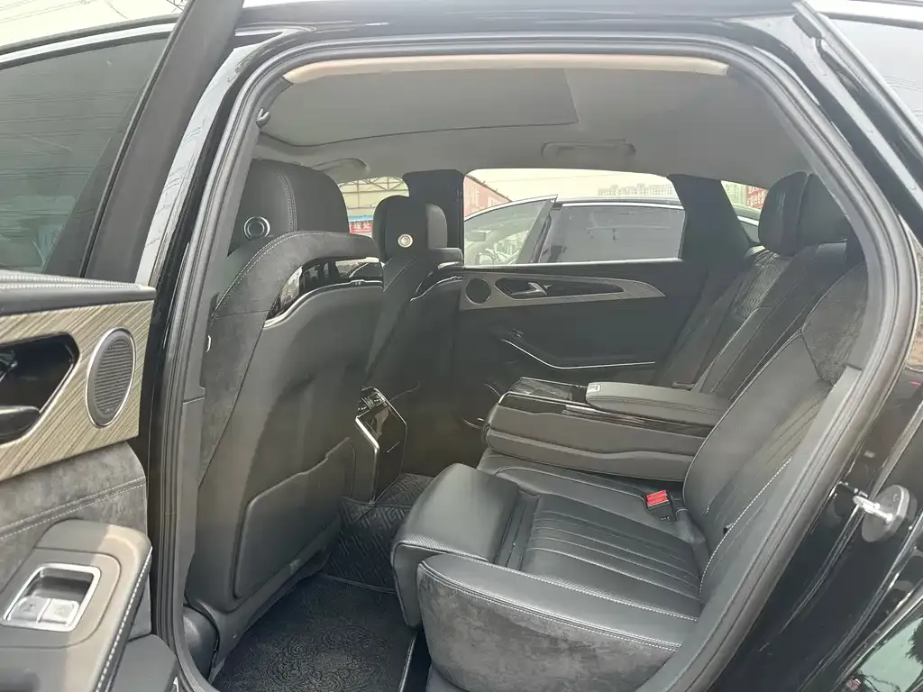 Hongqi H9 2023 из CN, фото 3