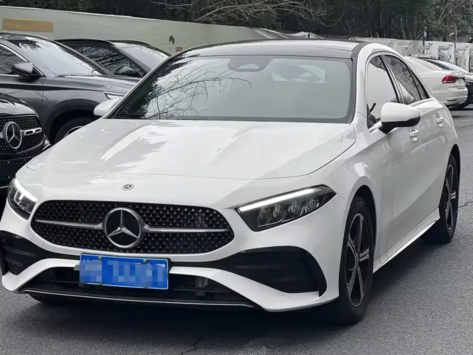 Mercedes-Benz A-Class — фото 1