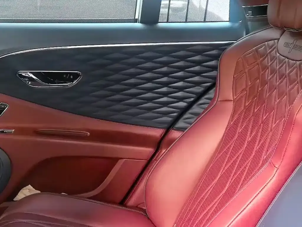 Bentley Flying Spur 2021 из CN, фото 5