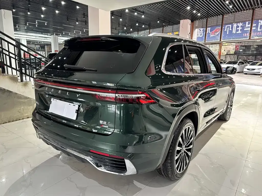 Geely Xingyue L — фото 9