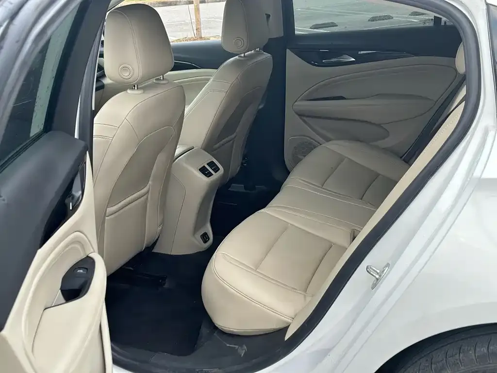Buick Regal 2021 из CN, фото 2