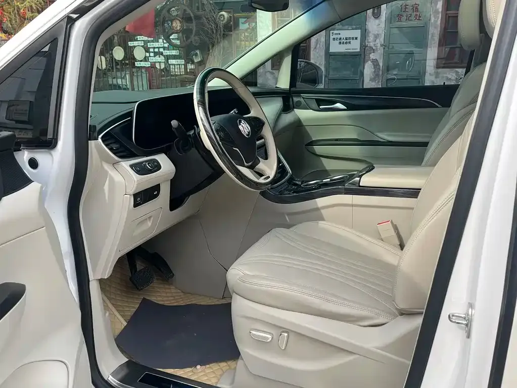 Buick GL8 2022 из CN, фото 3