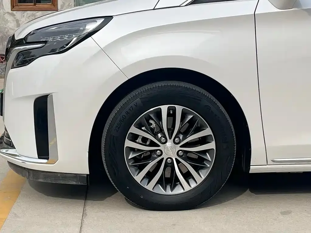 Buick GL8 2022 из CN, фото 4