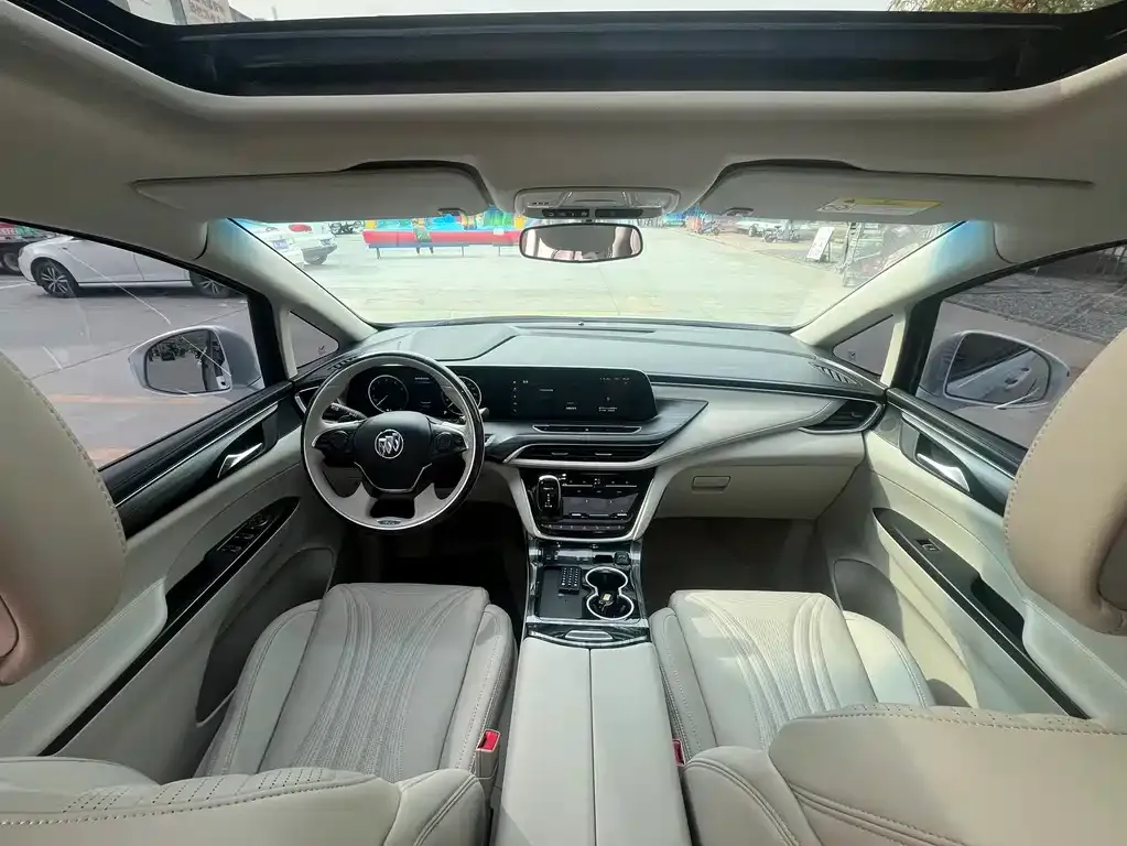 Buick GL8 2022 из CN, фото 10