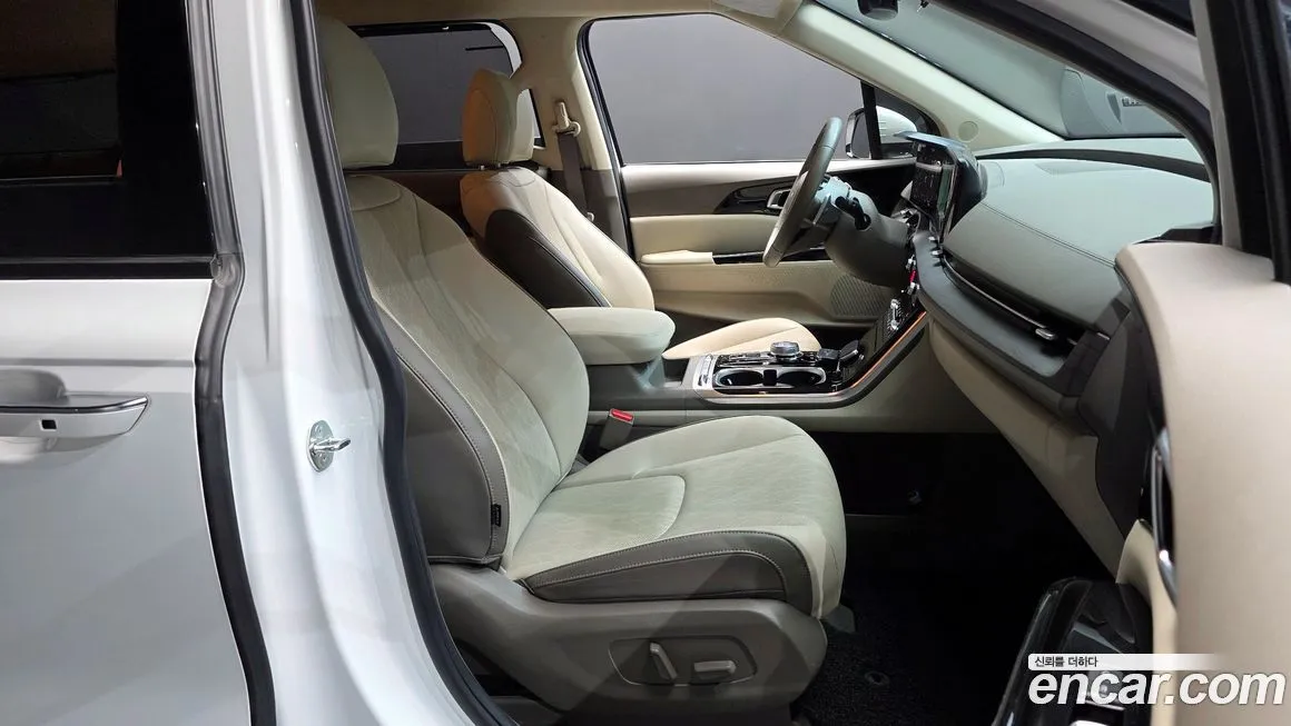 Kia Carnival 2023 из KR, фото 7
