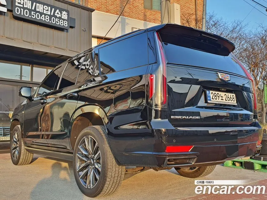Cadillac Escalade 2022 из KR, фото 8
