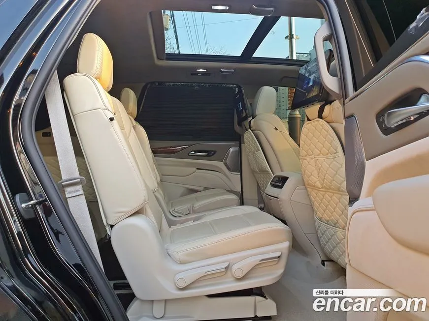 Cadillac Escalade 2022 из KR, фото 4