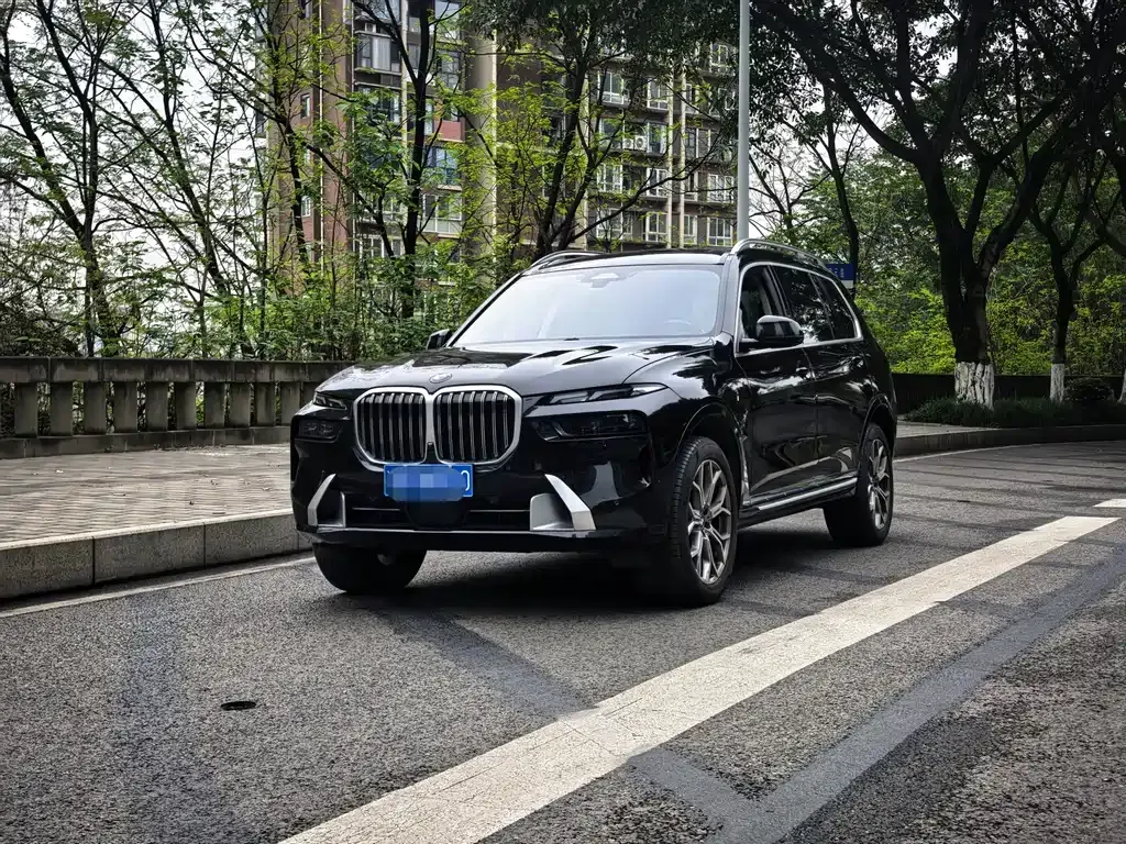 BMW X7 2023 из CN, фото 1