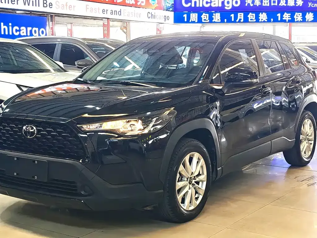 Toyota Corolla Cross — фото 1