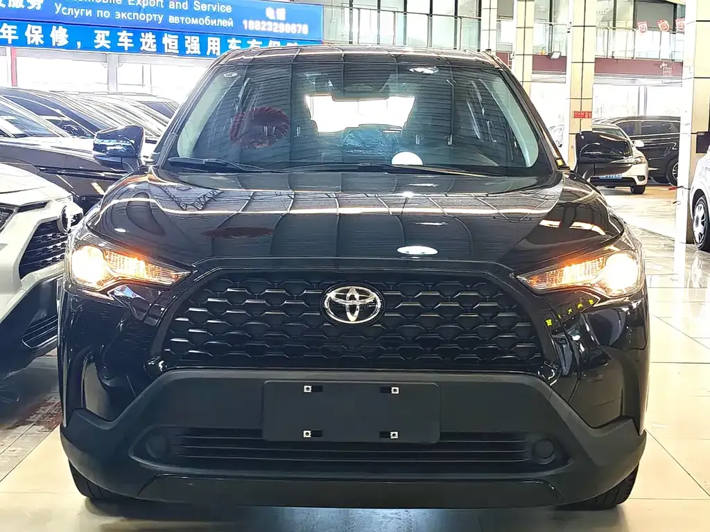 Toyota Corolla Cross — фото 2