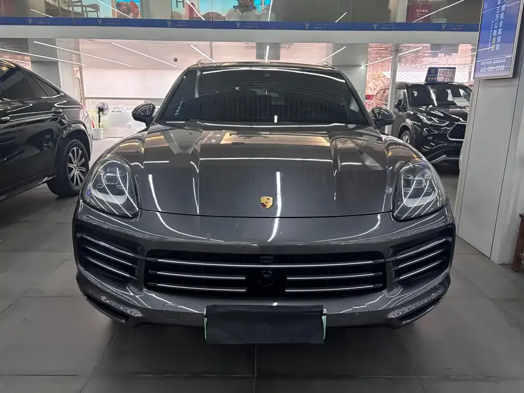 Porsche Cayenne Hybrid — фото 8